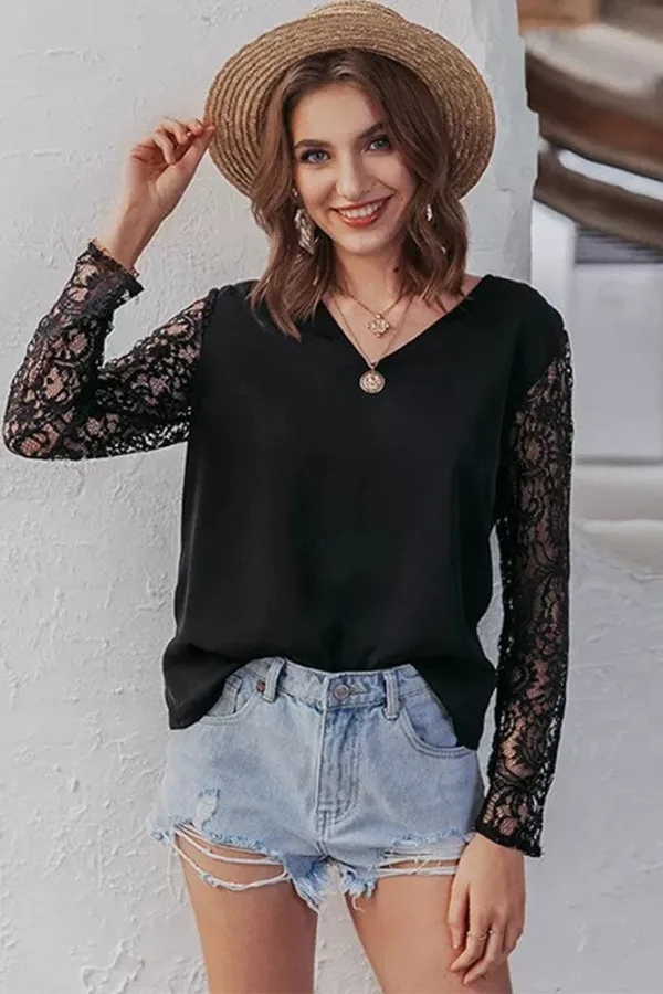 Blouse Dentelle Boutonnée Dos