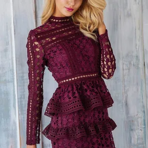 Robe Bordeaux Dentelle