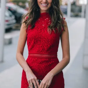 Robe Cocktail Rouge Dentelle