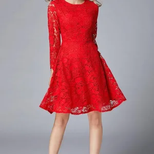 Robe Rouge Dentelle Courte