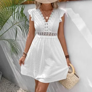 Robe Blanche Dentelle Cache-Cœur