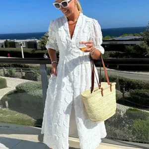 Robe Blanche Broderie Anglaise